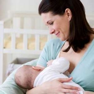 حساسية الرضيع من حليب الأم