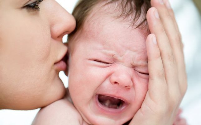 لالة مولاتي…دراسة: بكاء الرضيع قبل النوم مفيد لصحته النفسية