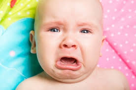 لالة مولاتي…تعرفي على أسباب البكاء لدى الرضع
