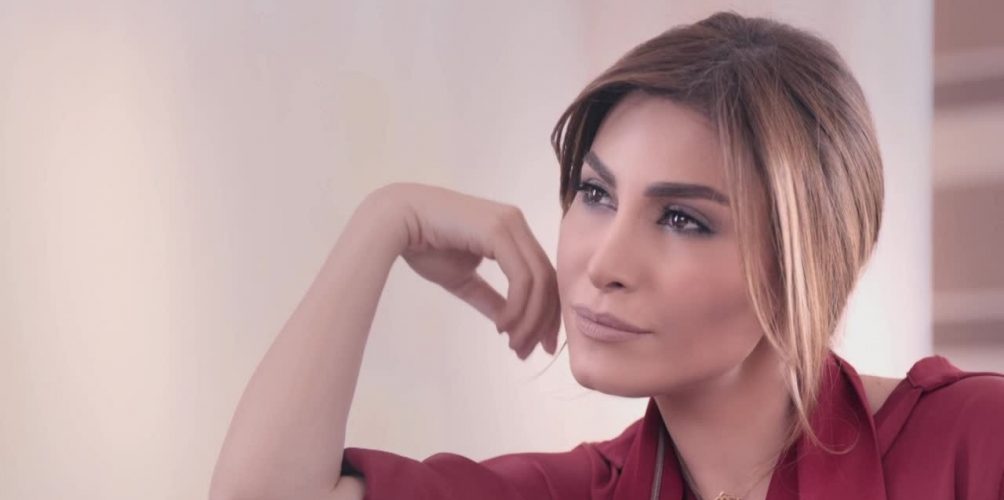 بالفيديو الفنانة يارا كتصيب الحلويات