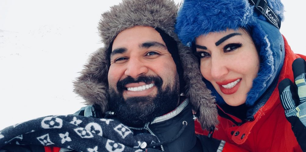 بالصور: سمية الخشاب تستمتع بالثلوج رفقة زوجها