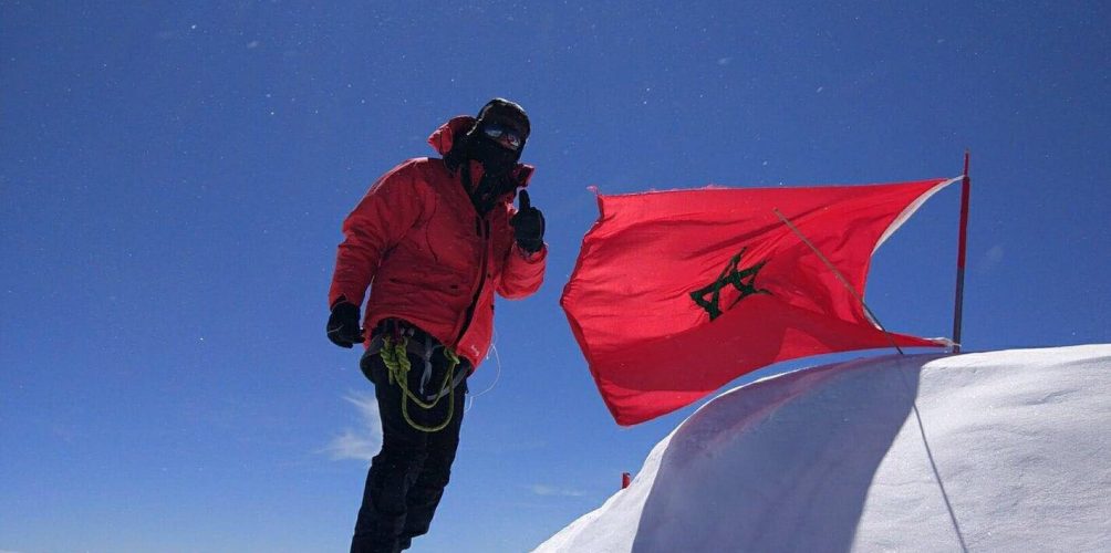 بعد كيليمانجارو والبروز علم المغرب سيرفرف قريبا بجبل اكونكاغوا