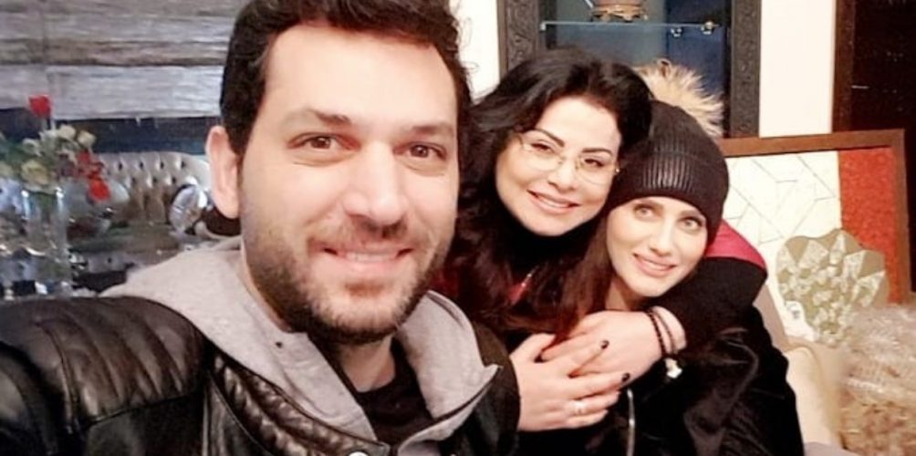 إيمان الباني و مراد يلدرم في زيارة للفنانة لطيفة رأفت للإطمئنان على صحتها