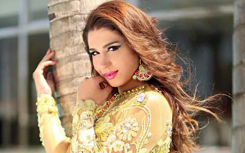 صورة..من قلب الاستوديو هدى سعد تحضر عملا فنيا جديد