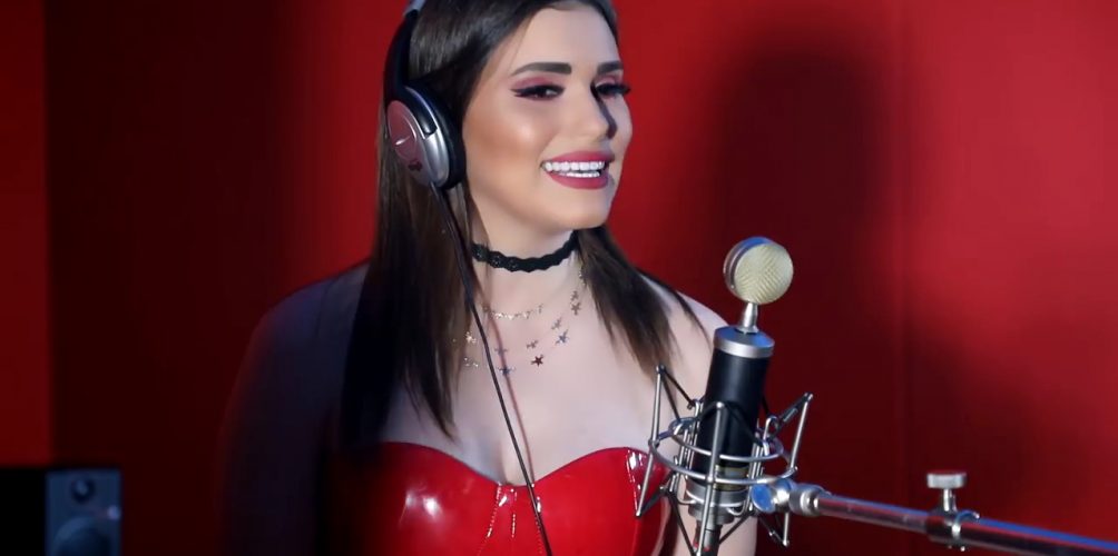 هناء الإدريسي تطلق  »كوفر » غنائي بمناسبة الفالنتاين