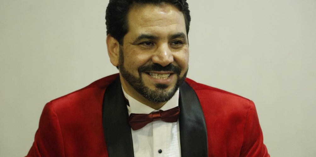 صور..عمالقة الفن والإعلام في ندوة حفل توقيع العمل الجديد لعبدو الوزاني