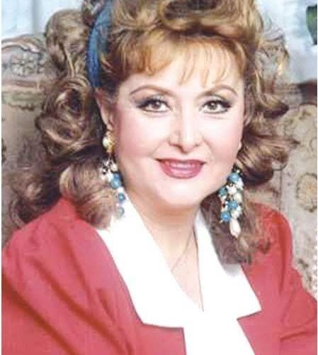 هذا هو رد فعل ليلى طاهر بعد منعها من ركوب الطائرة في مطار القاهرة