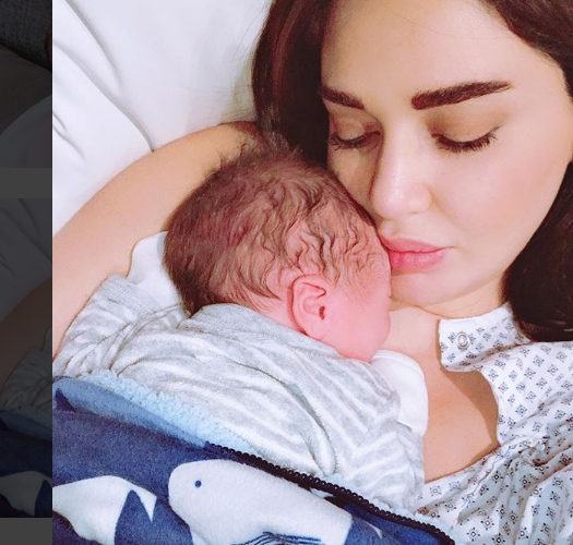 بالصورة: سيرين عبد النور مع مولودها الجديد  » كريستيانو »