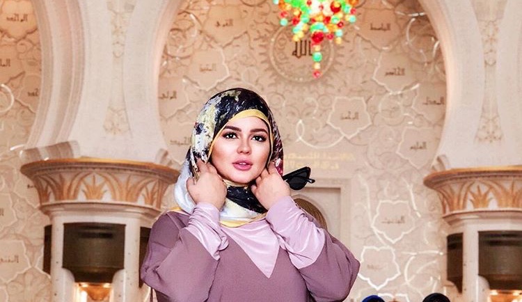 دينا أقصبي بالحجاب في رمضان… كيجاتكم؟ (صور)