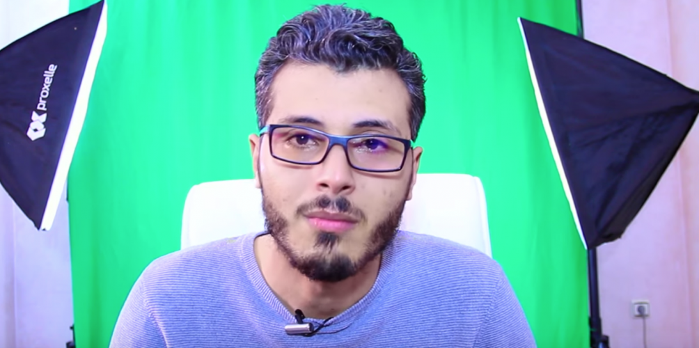 بالدموع .. أمين راغب واحد من أهم المؤثرين المغاربة يعلن اعتزاله