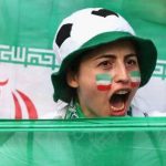 نساء إيرانيات يطالبن بالحق في تشجيع منتخبهم