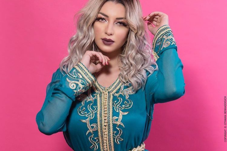 رجوى الساهلي تفاجئ متابعيها وترتدي الحجاب (صورة)