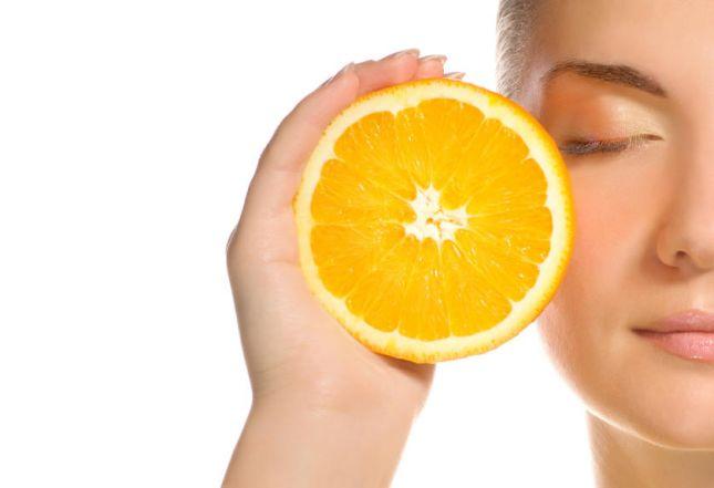 ينقي البشرة و يوحد لونها و يخلصك من الإسمرار…ماسك قشور البرتقال