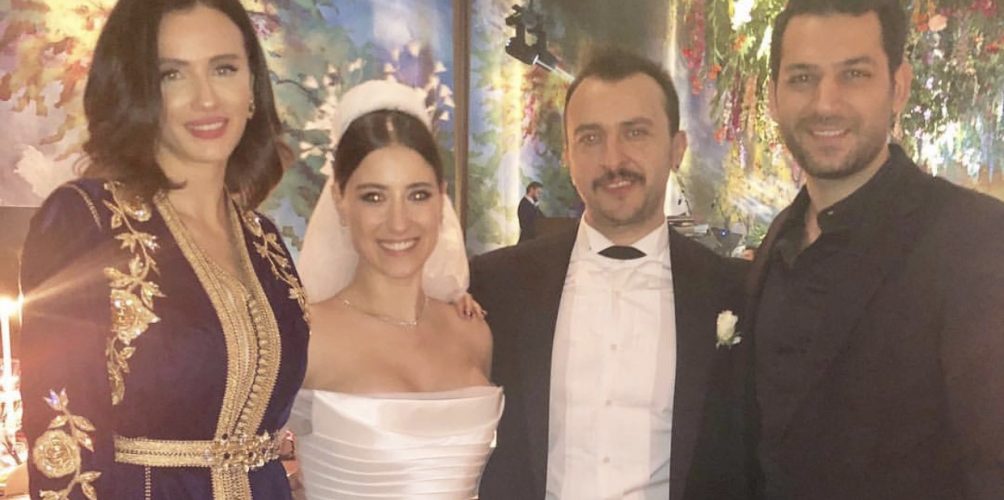 بالصورة.. إيمان الباني تلبس القفطان المغربي في زفاف هازال كايا