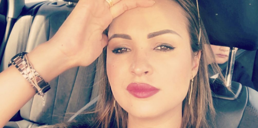 بلجيكا.. تكريم إكرام بيلانوفا كأفضل يوتيوبر مغربية (فيديو)