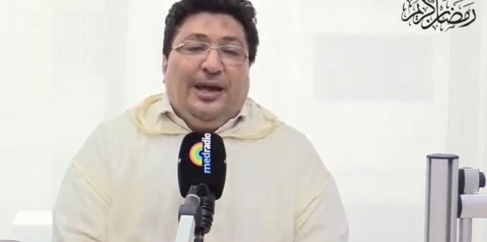 لمن تعطيها وشحال تعطي فيها.. تفاصيل إخراج الزكاة مع كريبان (فيديو)