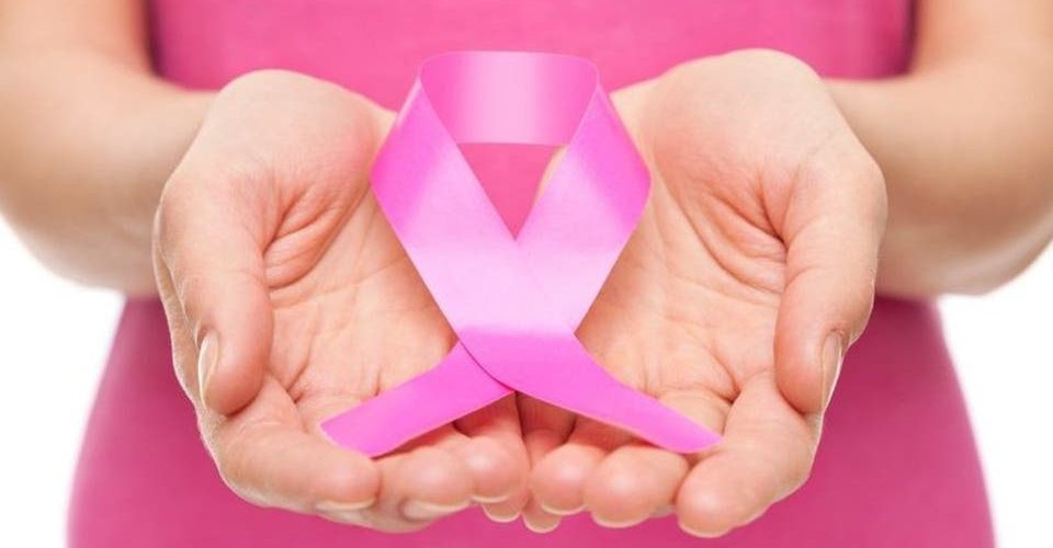 دراسة: السمنة لها علاقة بسرطان الثدي