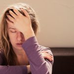 قد تؤدي إلى الإقدام على الانتحار.. المشاكل المالية تسبب اضطرابات نفسية وعقلية