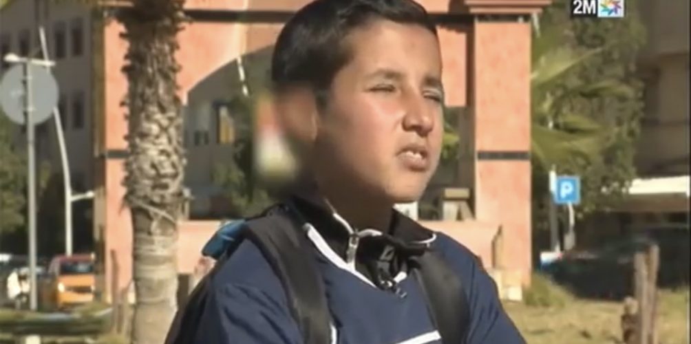 أبهرهم بطلاقته.. طفل مغربي في &laquo;&nbsp;كتاب قريتو&nbsp;&raquo; ينال إعجاب مغاربة (فيديو)