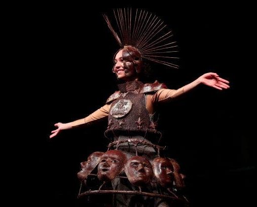 أزياء من الشوكولاطة.. بروكسيل تحتضن عرضًا للأزياء فريد من نوعه (صور)