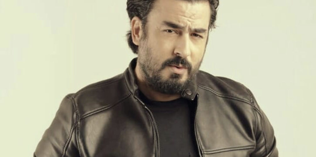 ظل عالقا في تونس لأشهر.. ربيع القاطي يعود إلى المغرب ويكشف نتيجة اختبار كورونا (فيديو)