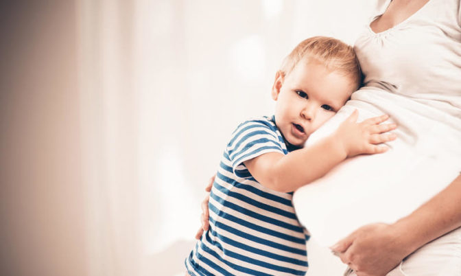 دراسة حديثة: الإنجاب يفيد عقل كل من الآباء والأمهات