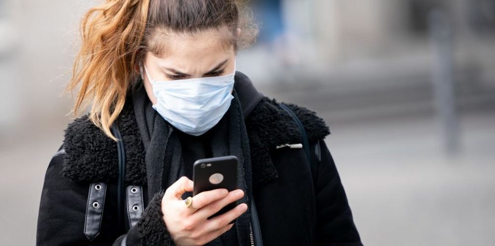 خبير أمريكي: الكمامات توفر حماية أكثر من اللقاحات