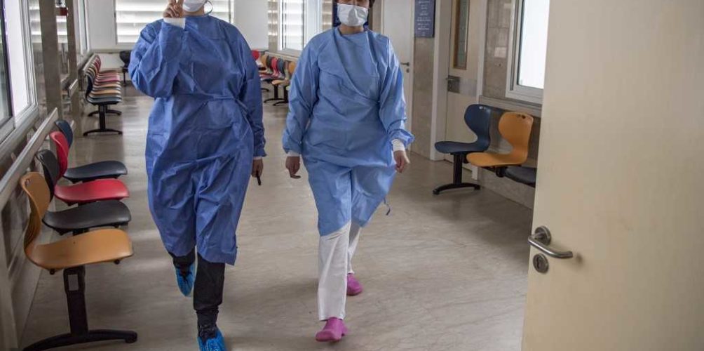 اعترافا بمجهوداتهم المبذولة خلال أزمة كورونا.. مكافآت استثنائية من وزارة الصحة لمهنيي الصحة