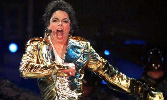 رغم مرور سنوات على وفاته.. مايكل جاكسون الأعلى أجرا بين مشاهير العالم