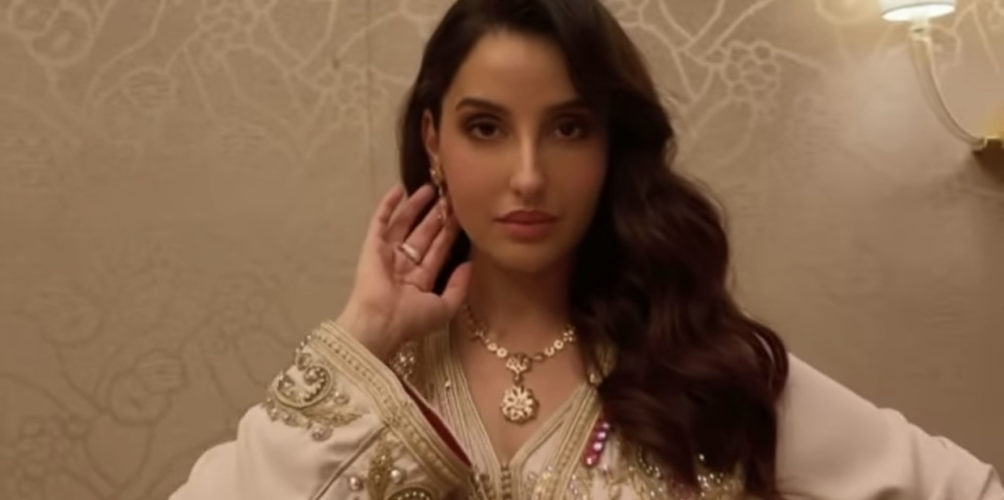 خلال زيارتها إلى دبي.. نورة فتحي تخطف الأنظار بالقفطان المغربي (فيديو)