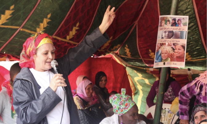طالبوها بإخلاء المراكز التي تديرها.. رئيسة مؤسسة « يطو » لإيواء النساء ضحايا العنف تدخل في إضراب عن الطعام