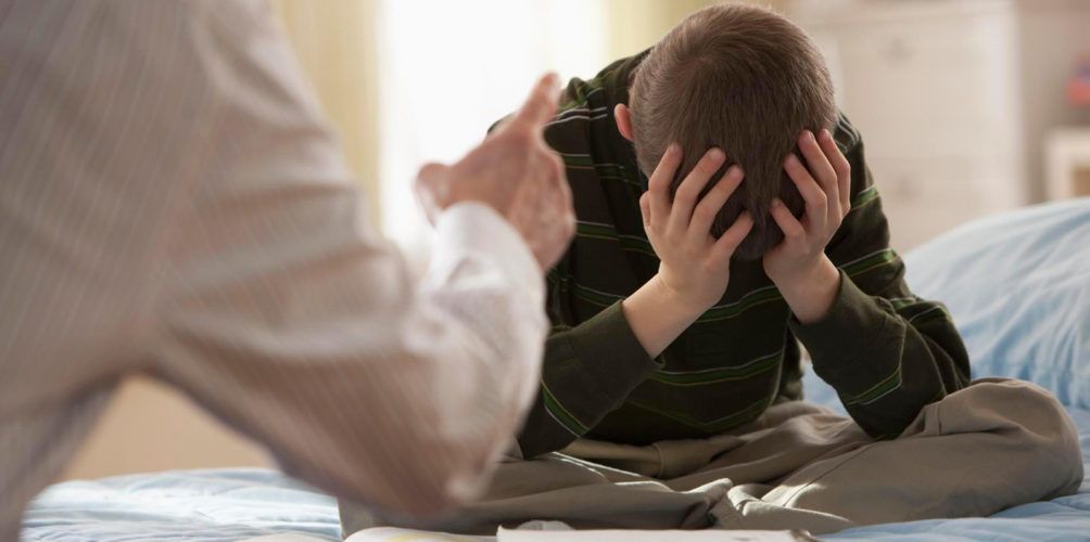 أضرار نفسية.. لهذا لا يجب الصراخ على أطفالكم!