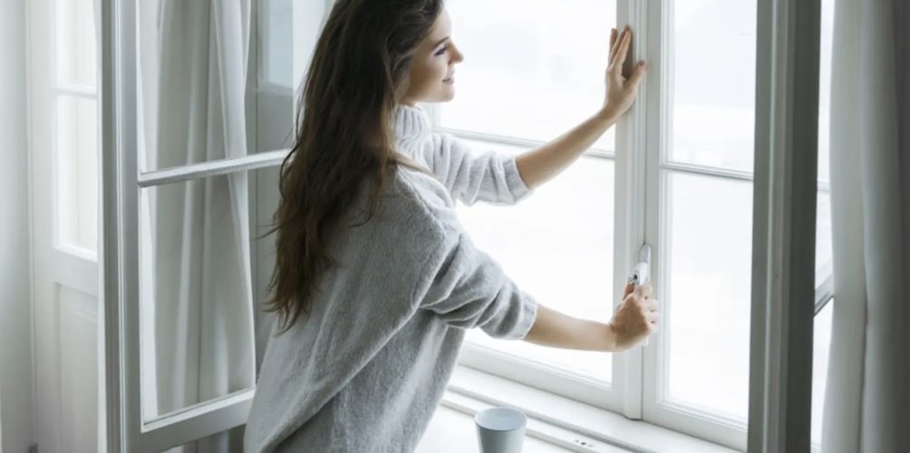 للوقاية من انتشار كورونا.. منظمة الصحة العالمية تؤكد على ضرورة تهوية الأماكن المغلقة