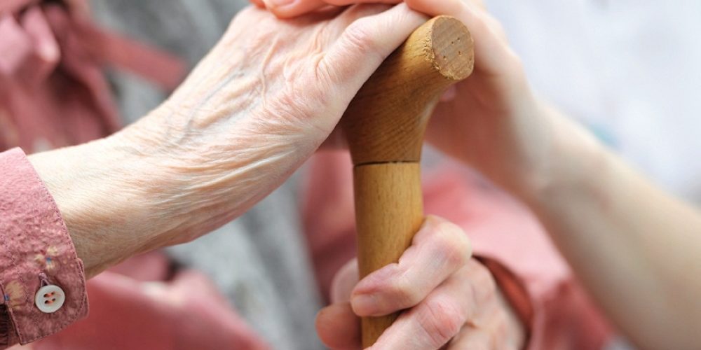 أخصائية روسية: الإصابة بكورونا تقصر العمر