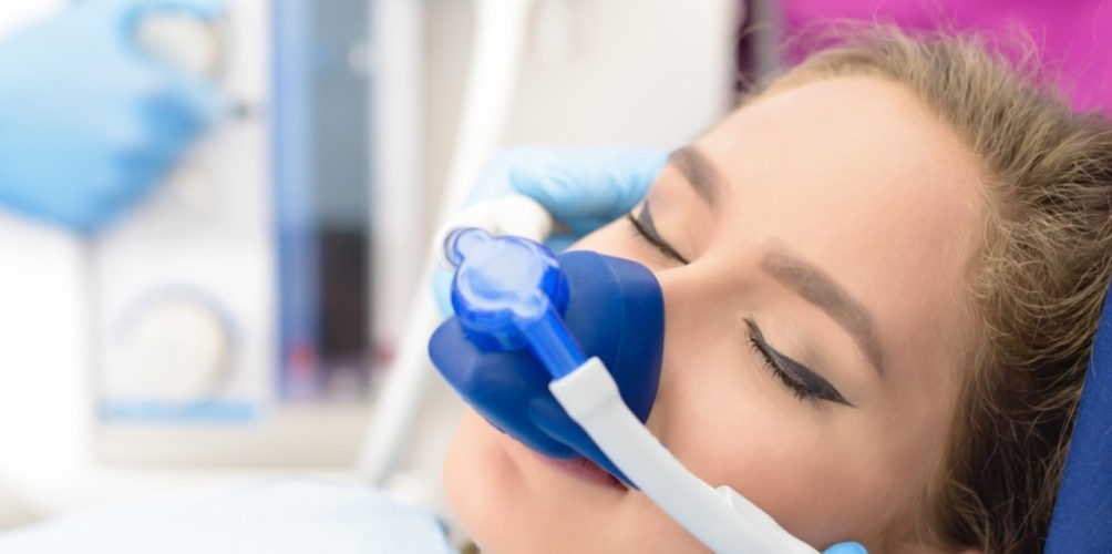 غاز الضحك ودوره في علاج الاكتئاب.. دراسة توضح