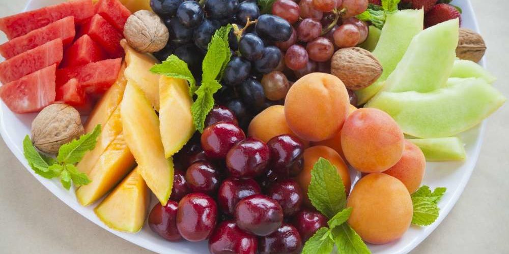 خلال الصيف.. فواكه وخضر تحمي جسمكم من الجفاف