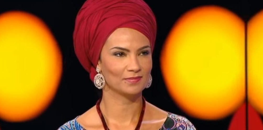 بسبب إنهيار المنظومة الصحية..الفنانة « أوم » تعتذر للشعب التونسي