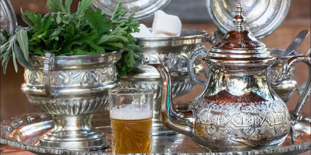 خطير على الصحة.. دراسة تحذر من استخدام ماء الصنبور لتحضير الشاي