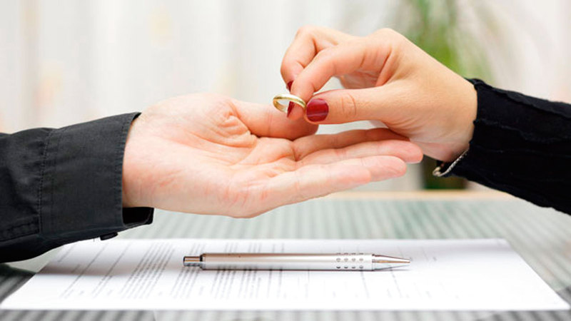 يعانون من مشاكل صحية.. الرجال أكثر تأثرا بالطلاق من النساء