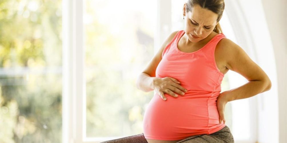 البواسير أثناء الحمل.. أطباء يكشفون أسبابها وأعراضها