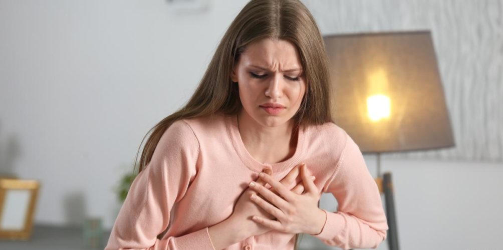 خاصة اللواتي في منتصف العمر.. متلازمة القلب المكسور تهدد حياة النساء
