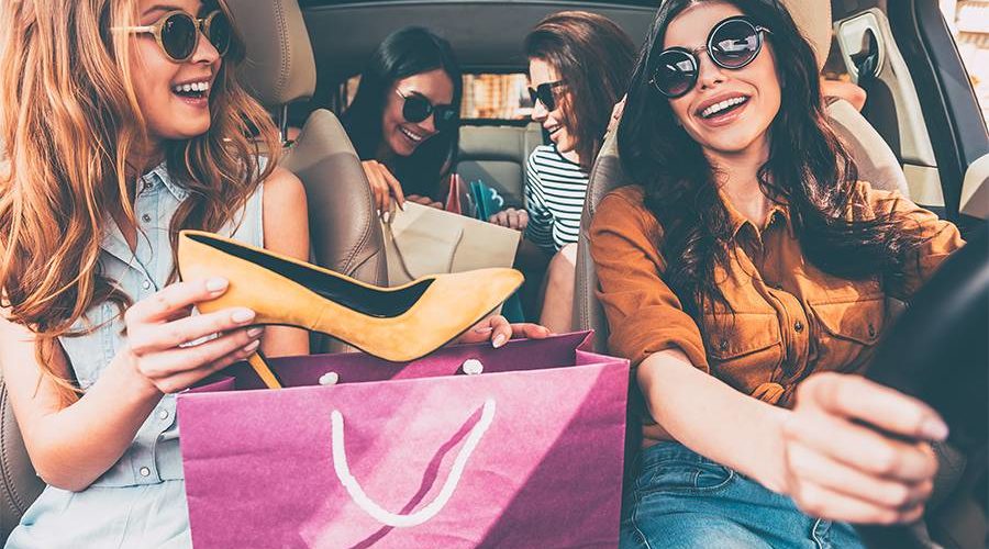 يزيح الضغط ويعزز منسوب السعادة.. أخصائية تكشف العلاقة بين « الشوبينغ » والراحة النفسية لدى النساء