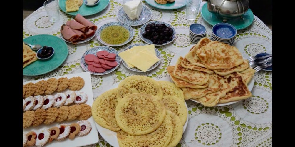 لعمر طويل.. هذا الوقت المناسب لتناول الفطور