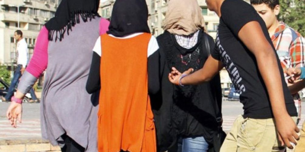 طنجة.. الحبس النافذ لشاب تحرش بفتاة في الشارع العام