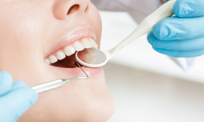 دراسة: ما العلاقة بالسمنة وأمراض الفم؟