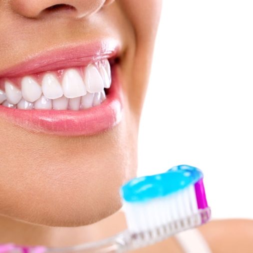 دراسة: عدم تنظيف الأسنان بطريقة صحيحة يعرض الجسم لهذه الأمراض