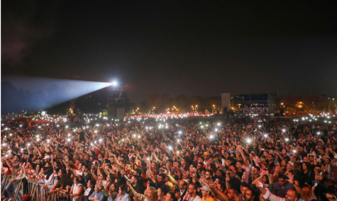 رقم قياسي.. 150 ألف شخص حضروا حفل افتتاح السهرات الكبرى لمدينة الرباط (فيديو وصور)