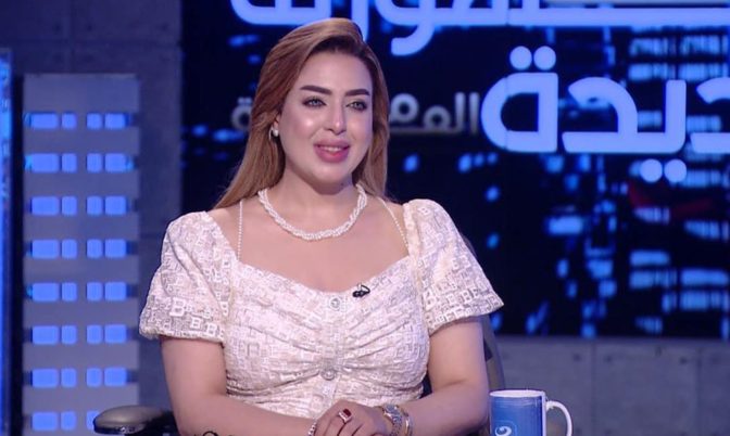 بسبب صوتها.. إيقاف مذيعة مصرية وإحالتها للتحقيق (فيديو)