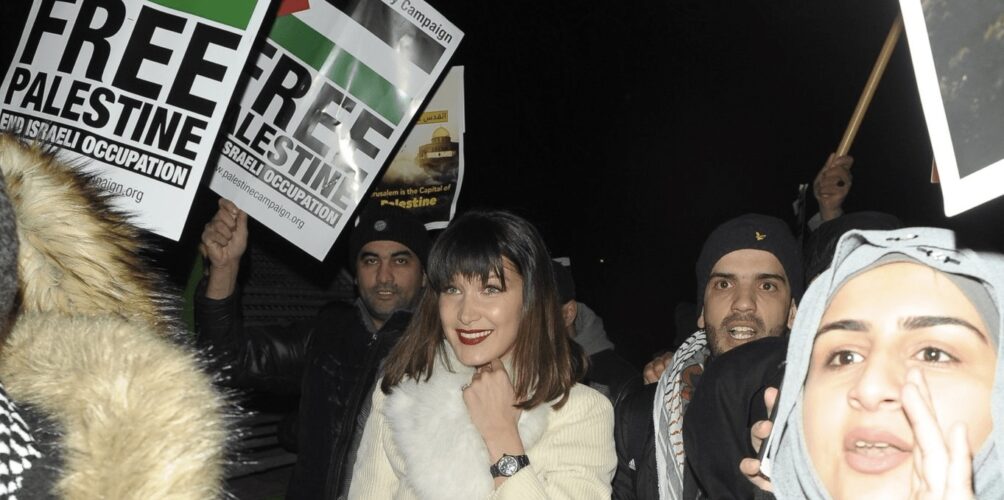 لدعمها فلسطين.. إسرائيل تكتب اسم بيلا حديد على صواريخ موجهة لقطاع غزة